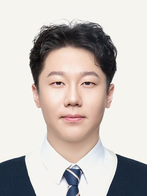 Shuzhe Zhang